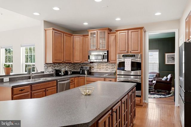 1302 MOORE SPRING CT, Brunswick, MD 21716