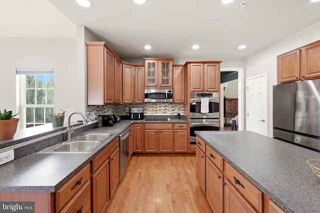 1302 MOORE SPRING CT, Brunswick, MD 21716