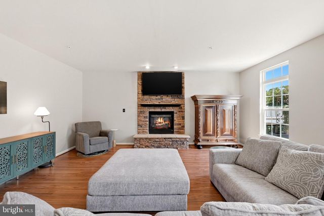 1302 MOORE SPRING CT, Brunswick, MD 21716
