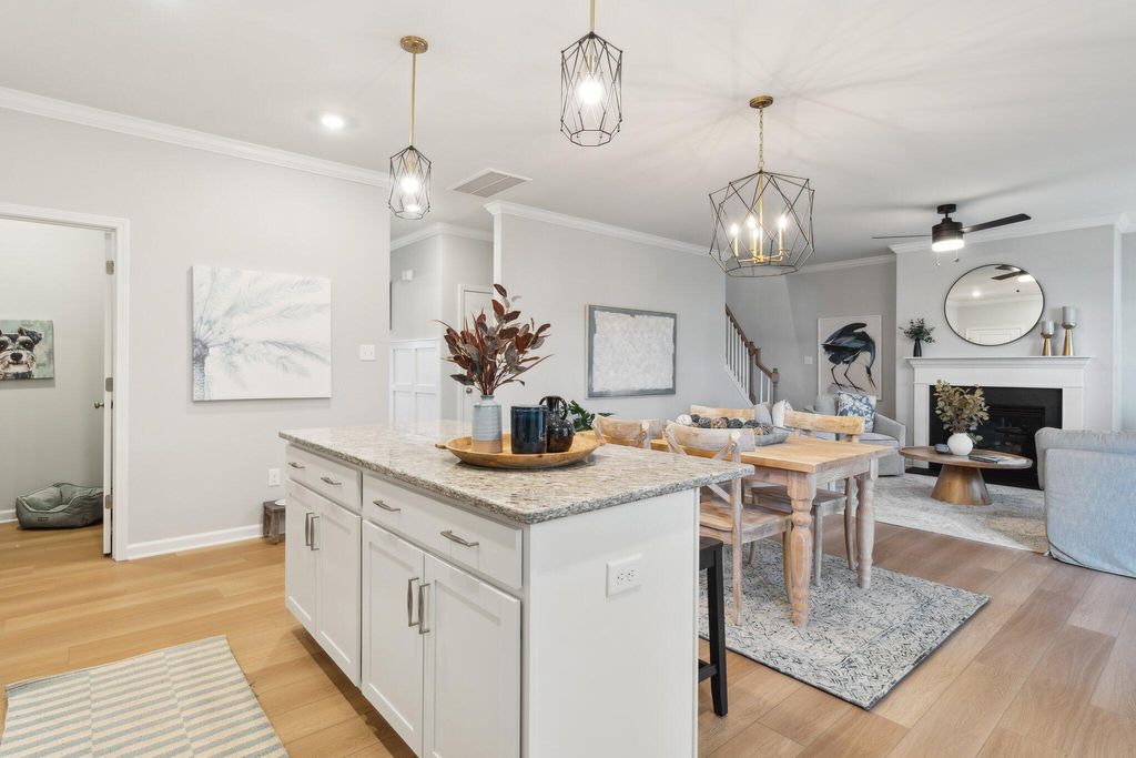 Image 5 of property listing at 120 Clarabelle Lane, Summerville, SC 29483