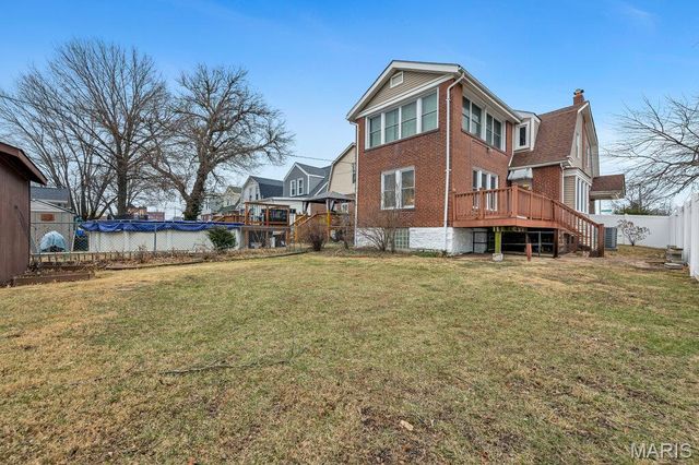 3139 Ivanhoe Avenue, St Louis, MO 63139