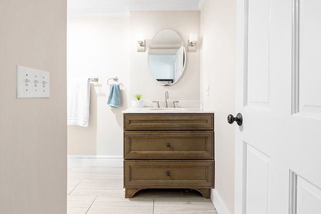 296 W Third 2, Boston, MA 02127