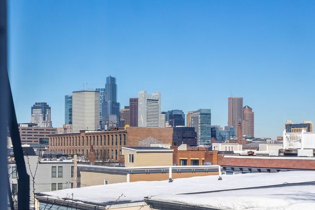 296 W Third 2, Boston, MA 02127