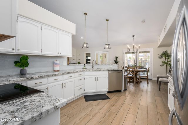 5638 E HELENA Drive, Scottsdale, AZ 85254