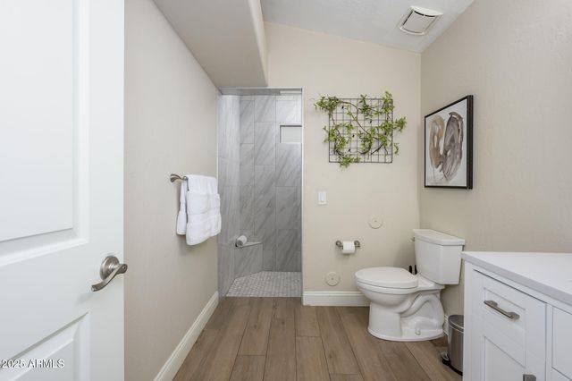 5638 E HELENA Drive, Scottsdale, AZ 85254