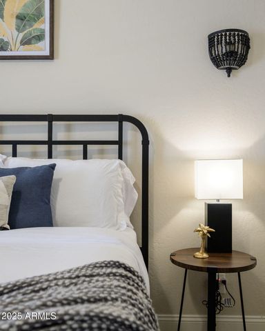 5638 E HELENA Drive, Scottsdale, AZ 85254