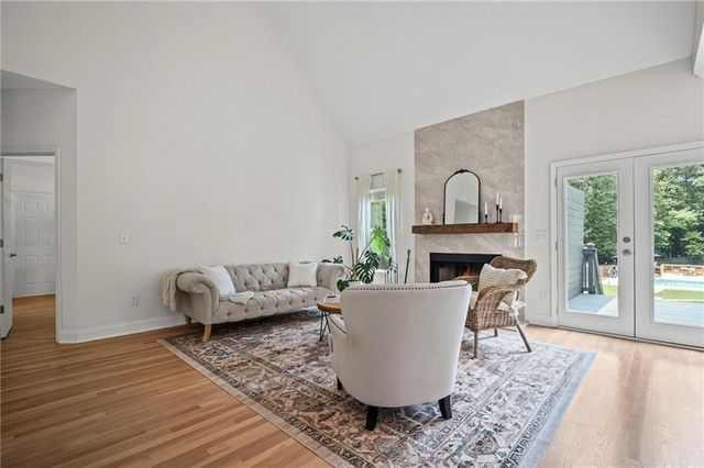 1585 Roper Rd, Canton, GA 30115