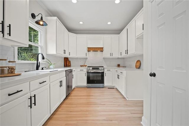 1585 Roper Rd, Canton, GA 30115