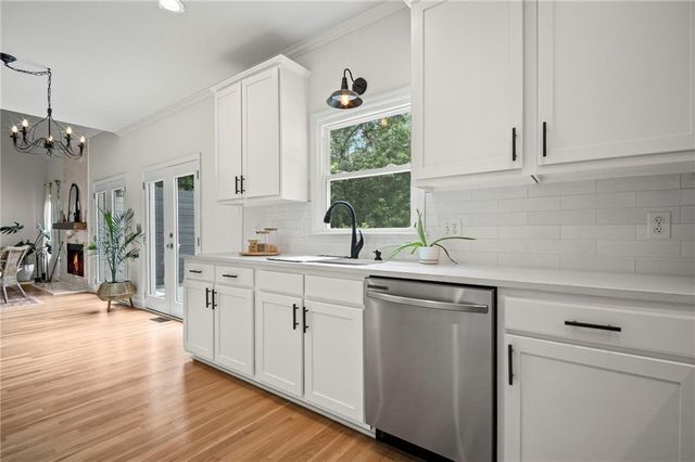 1585 Roper Rd, Canton, GA 30115