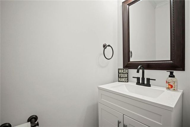 1585 Roper Rd, Canton, GA 30115