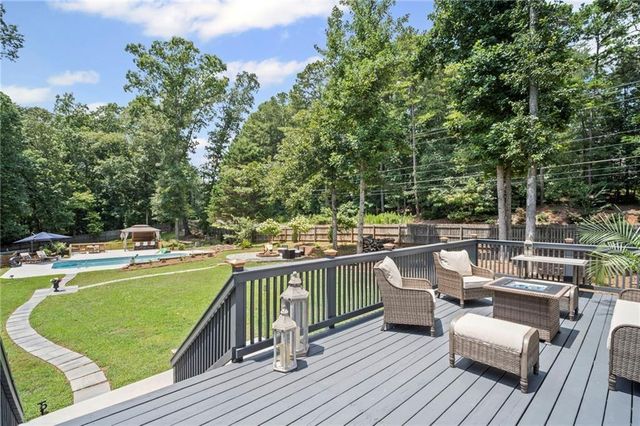 1585 Roper Rd, Canton, GA 30115