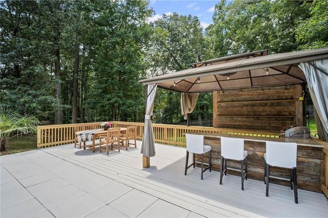 1585 Roper Rd, Canton, GA 30115