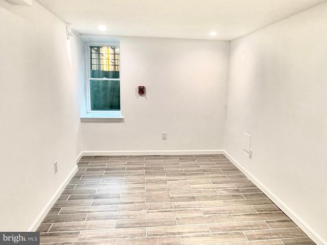 5352-54 CEDAR AVE, Philadelphia, PA 19143