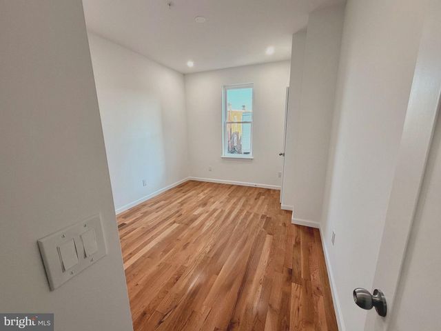 5352-54 CEDAR AVE, Philadelphia, PA 19143