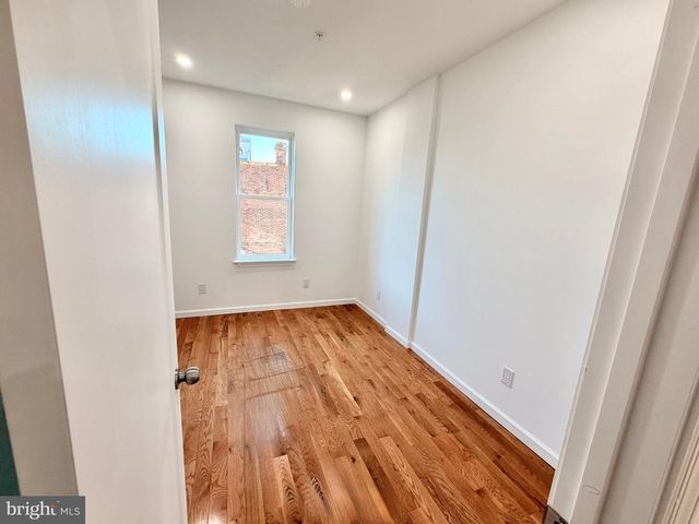 5352-54 CEDAR AVE, Philadelphia, PA 19143