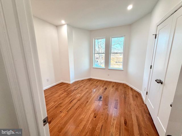 5352-54 CEDAR AVE, Philadelphia, PA 19143
