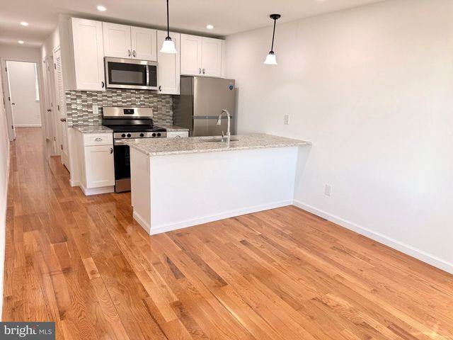 5352-54 CEDAR AVE, Philadelphia, PA 19143