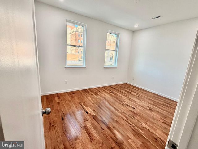 5352-54 CEDAR AVE, Philadelphia, PA 19143