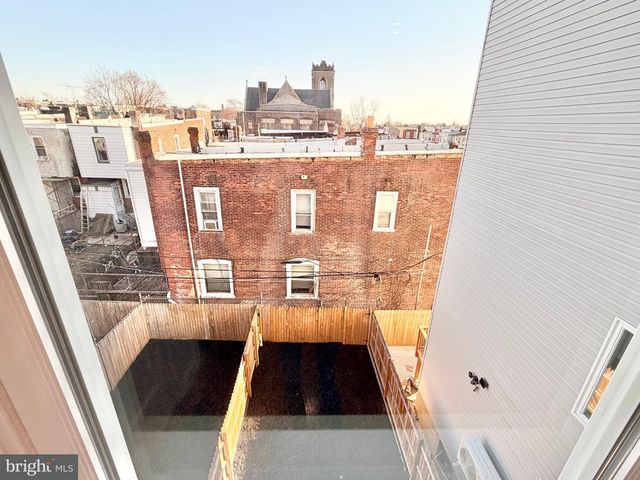 5352-54 CEDAR AVE, Philadelphia, PA 19143