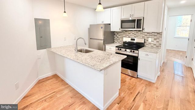 5352-54 CEDAR AVE, Philadelphia, PA 19143
