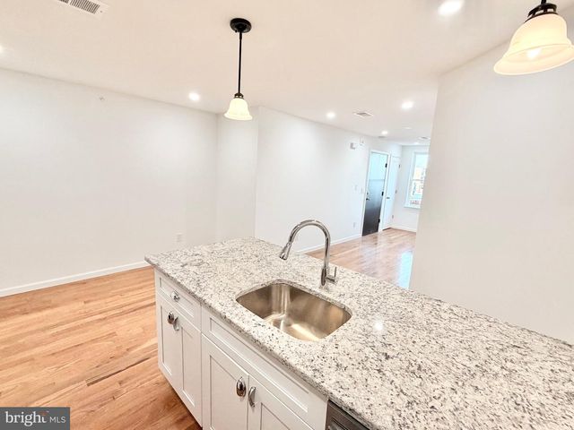 5352-54 CEDAR AVE, Philadelphia, PA 19143