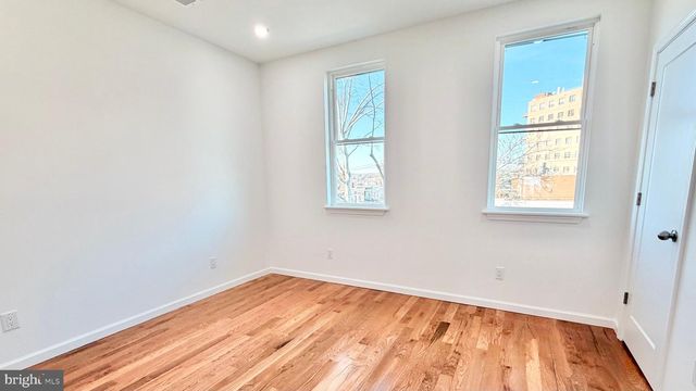 5352-54 CEDAR AVE, Philadelphia, PA 19143