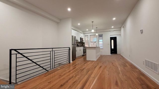 5352-54 CEDAR AVE, Philadelphia, PA 19143