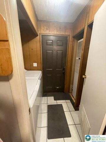 10 SpringRidge Road, Moore Twp, PA 18014