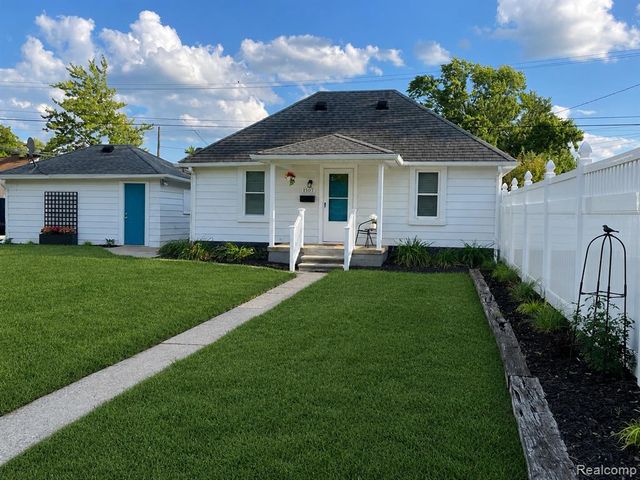 1507 Pagel Avenue, Lincoln Park, MI 48146
