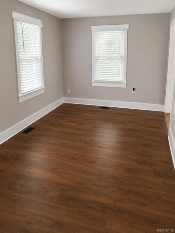 1507 Pagel Avenue, Lincoln Park, MI 48146