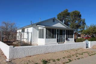 201 52nd Street SW, Albuquerque, NM 87105