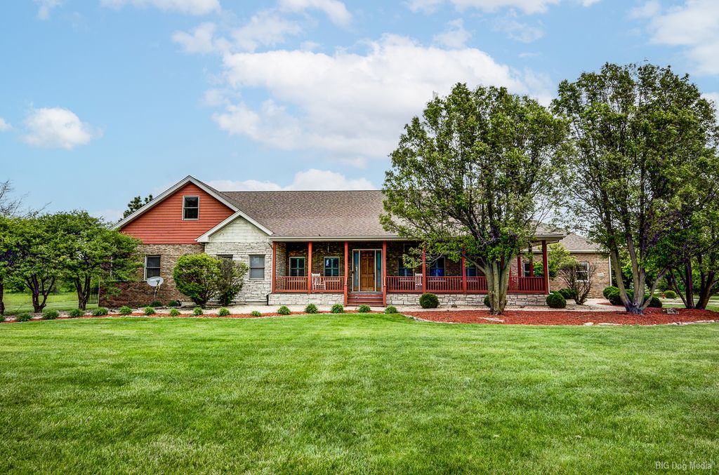 23145 S Dutch Drive, Frankfort, IL 60423