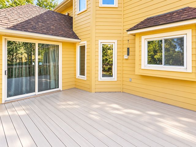 12800 N 50th Avenue N, Plymouth, MN 55442