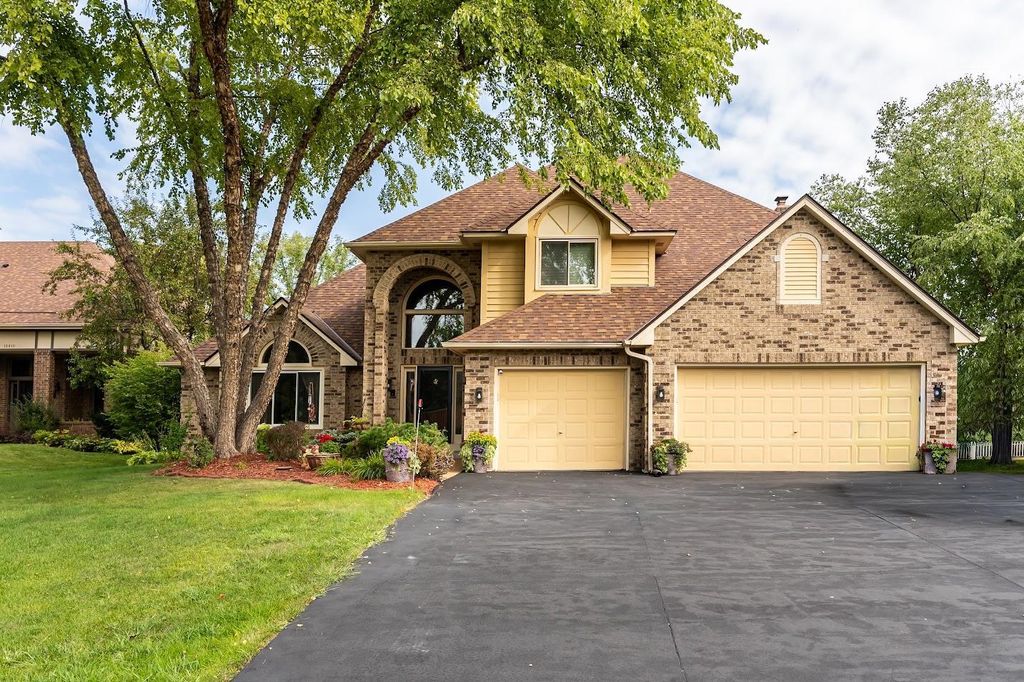12800 N 50th Avenue N, Plymouth, MN 55442 — exterior