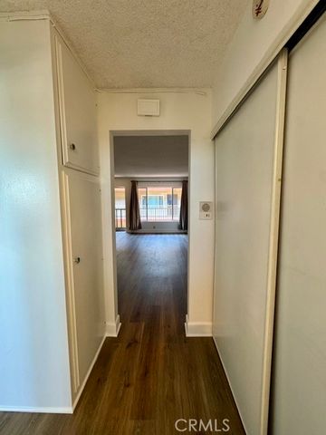 545 Chestnut Avenue 306, Long Beach, CA 90802