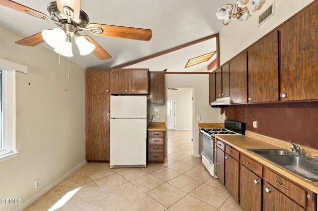 21802 Jinetes, Mission Viejo, CA 92691