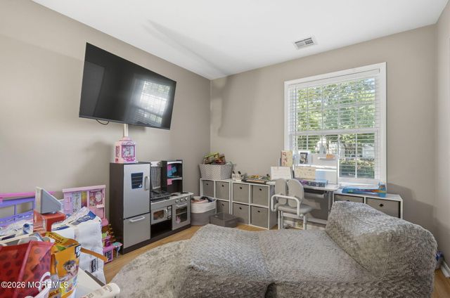 231 Atlantic Street 75, Keyport, NJ 07735