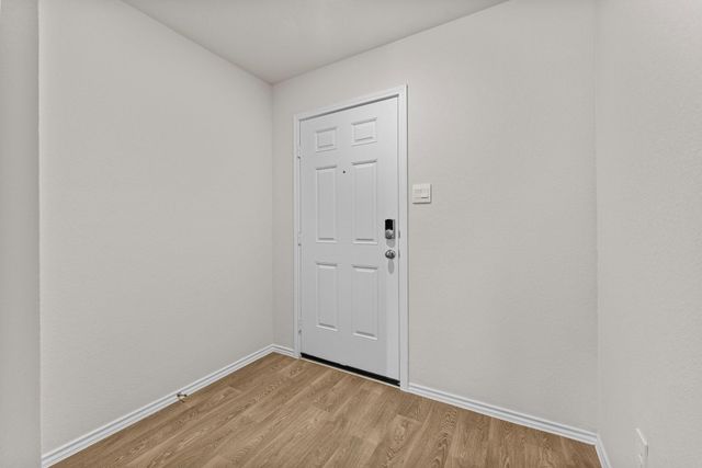 430 LOW PASTURE TRL, Maxwell, TX 78656