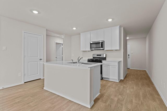 430 LOW PASTURE TRL, Maxwell, TX 78656