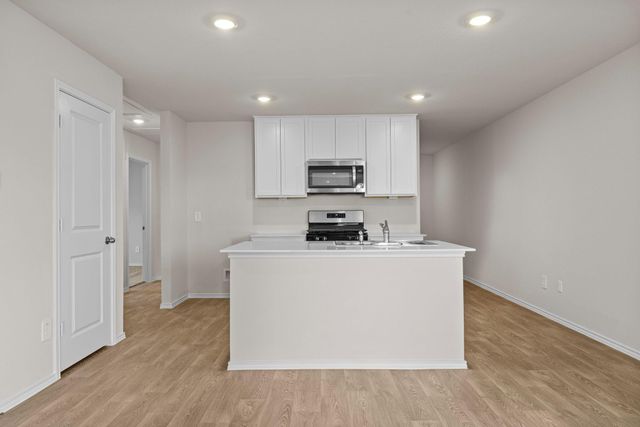 430 LOW PASTURE TRL, Maxwell, TX 78656