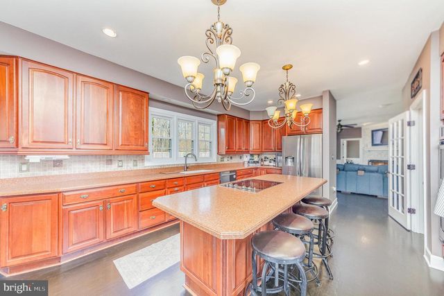6721 FOSTERS FORK RD, Warrenton, VA 20187