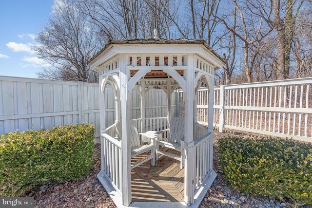 6721 FOSTERS FORK RD, Warrenton, VA 20187