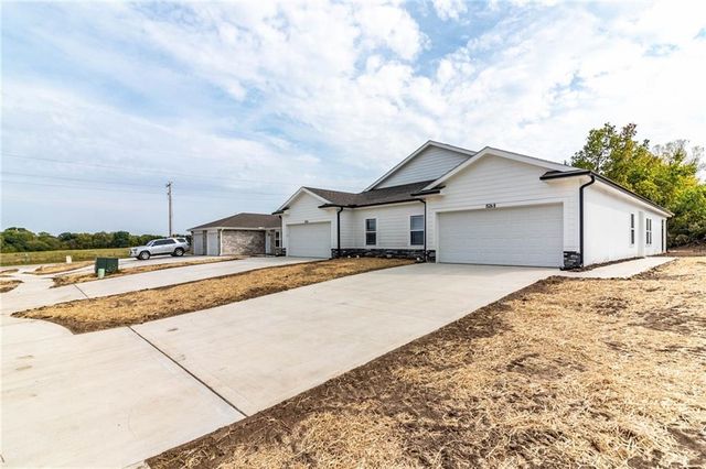 1520 B Park Avenue, Warrensburg, MO 64093