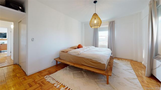 4 Fordham Hill Oval 8C, Bronx, NY 10468