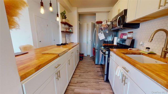 4 Fordham Hill Oval 8C, Bronx, NY 10468