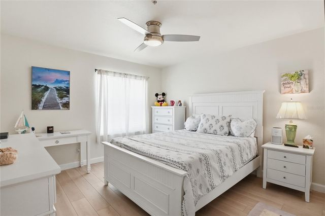 6594 FAIRWAY GARDENS DRIVE 6594, Bradenton, FL 34203