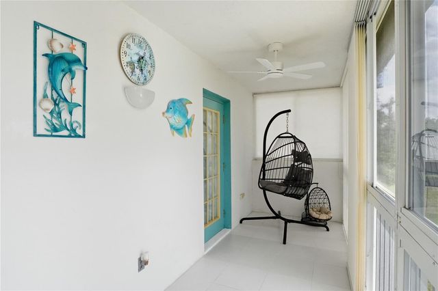 6594 FAIRWAY GARDENS DRIVE 6594, Bradenton, FL 34203