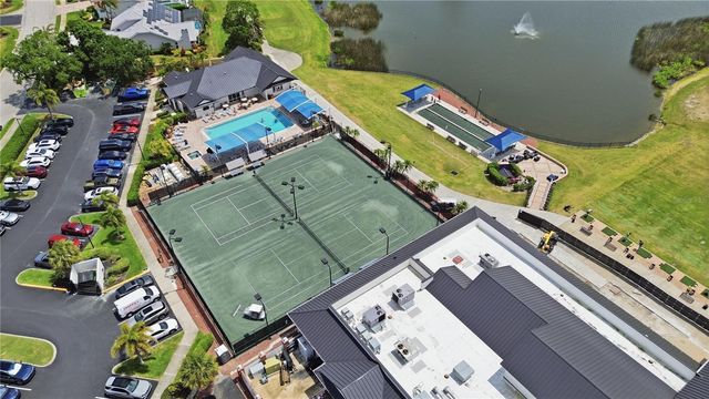 6594 FAIRWAY GARDENS DRIVE 6594, Bradenton, FL 34203