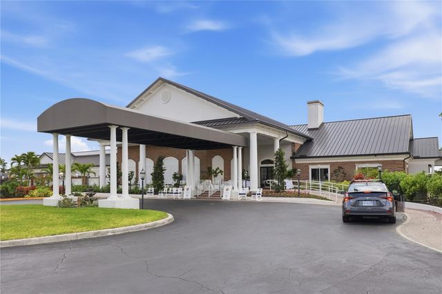 6594 FAIRWAY GARDENS DRIVE 6594, Bradenton, FL 34203