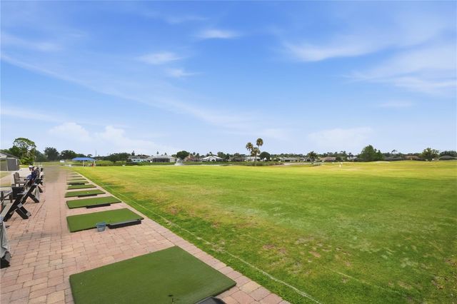 6594 FAIRWAY GARDENS DRIVE 6594, Bradenton, FL 34203